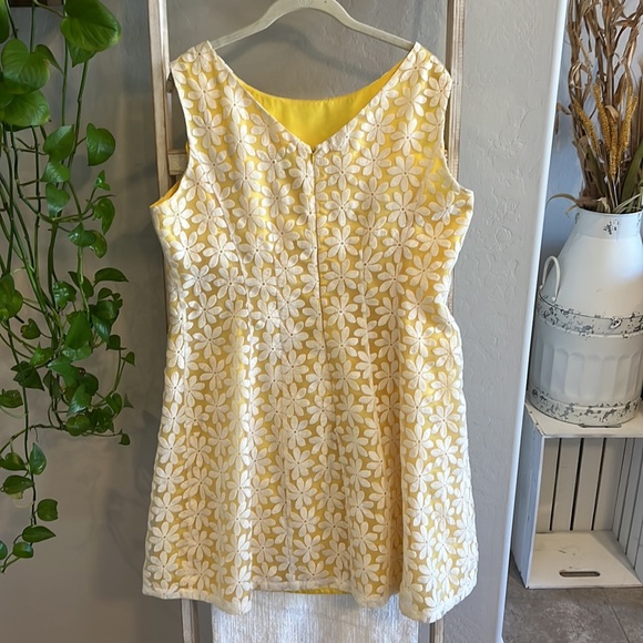 Yellow/white floral Cremieux dress - Picture 2 of 2